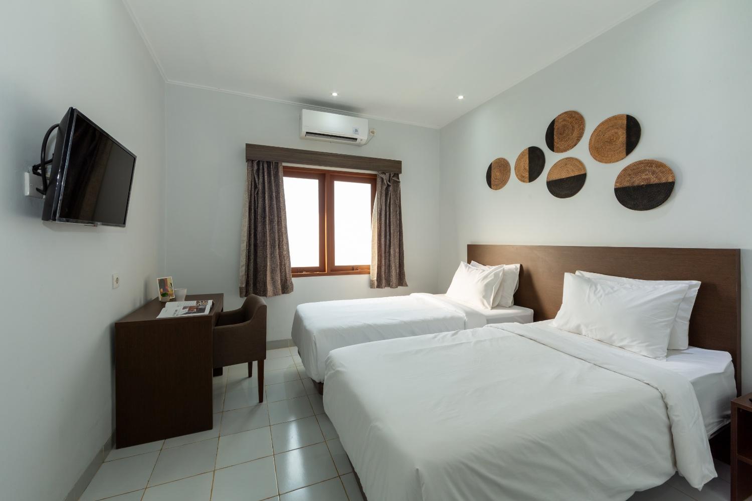 Cove Matahari Guesthouse Sunset Legian Esterno foto